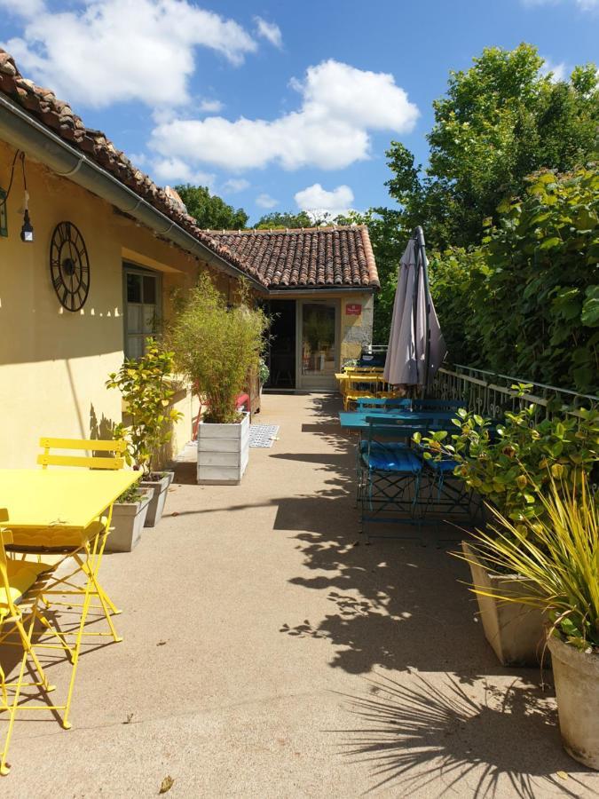Domaine De Bourgville Monts-sur-Guesnes ภายนอก รูปภาพ