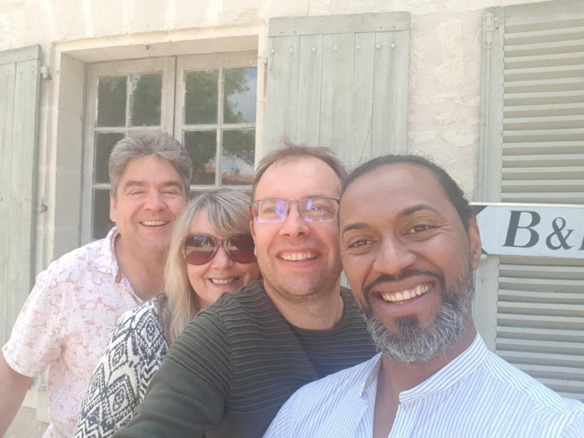 Domaine De Bourgville Monts-sur-Guesnes ภายนอก รูปภาพ