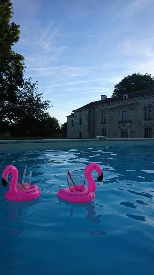 Domaine De Bourgville Monts-sur-Guesnes ภายนอก รูปภาพ